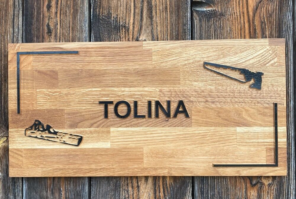 TOLINA – Holzschild aus Eiche